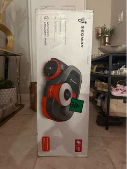 Brand New Segway Navimow H800-VF Robot Lawn Mower