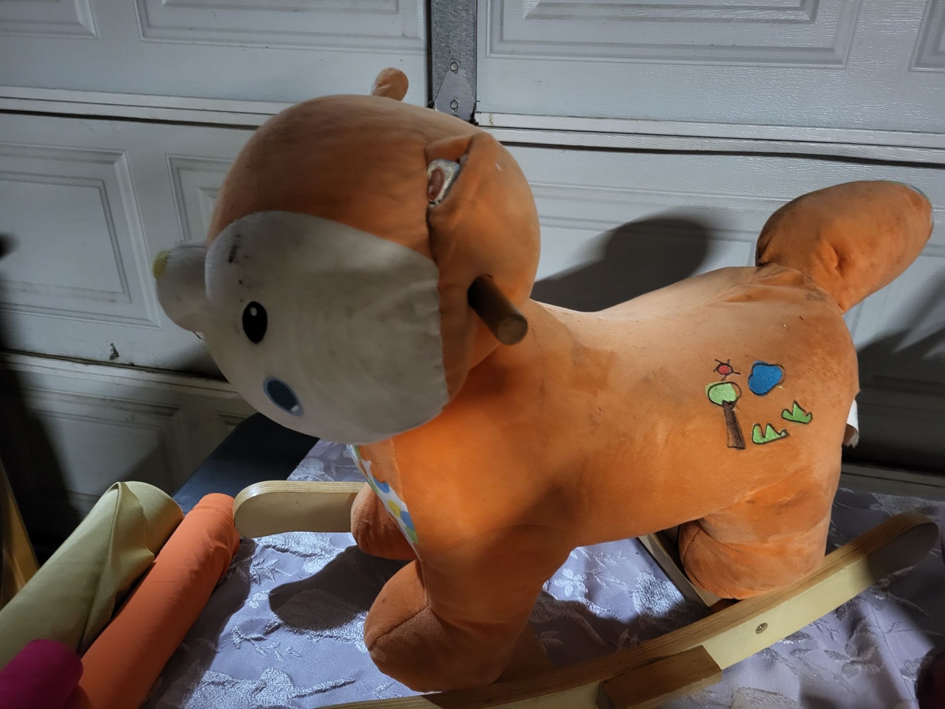 Kids rock toy