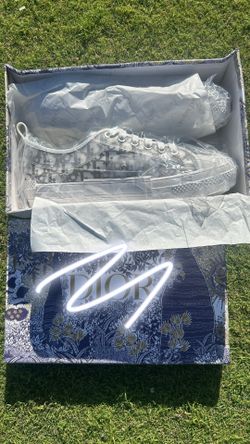 Men shoe size 9.5/10 mens