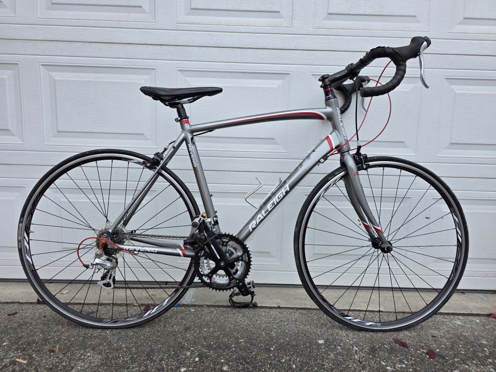 Raleigh Road Bike
