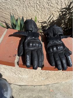 Weise motorcycle gloves
