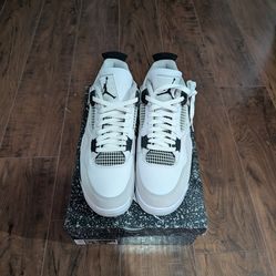 Air Jordan 4 retro Military Black size 11