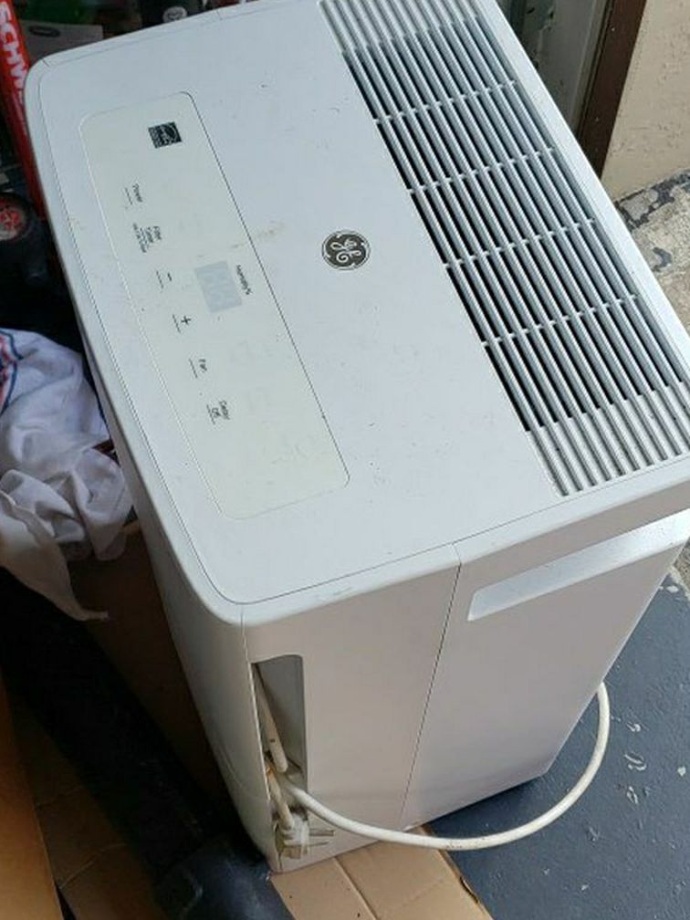 GE 50 pint Capacity Dehumidifier