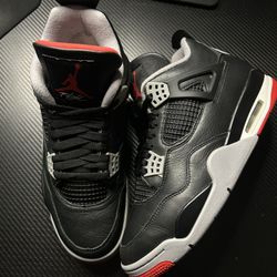 Jordan 4 Bred Reimagined Size 9.5 Used