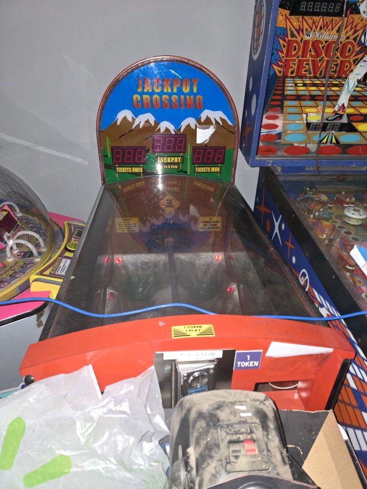 Jackpot Crossing Kids Arcade