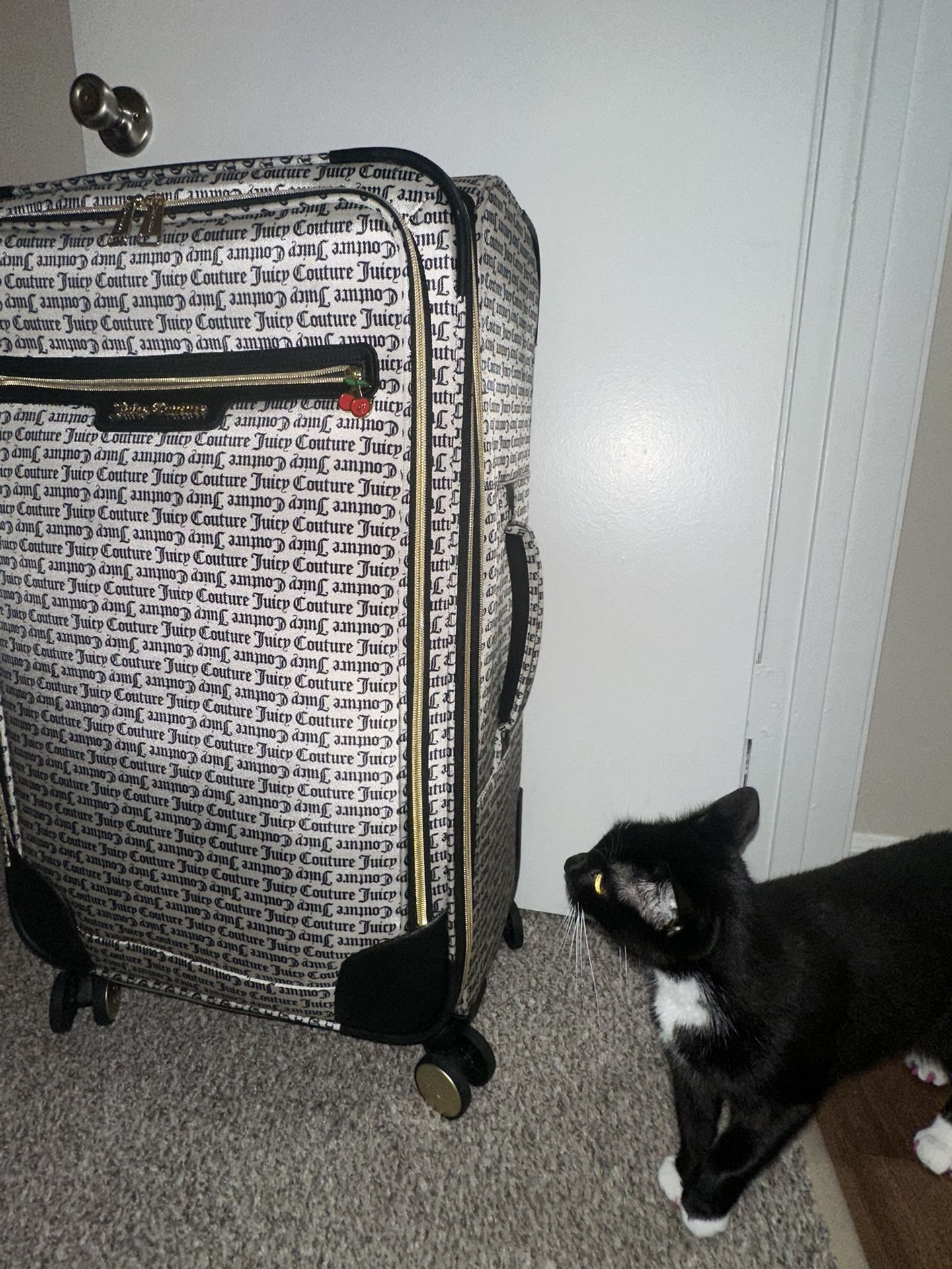 juicy couture large suit case