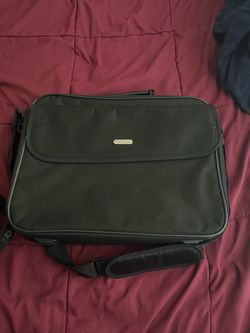 Targus Black Laptop Bag with Shoulder Strap