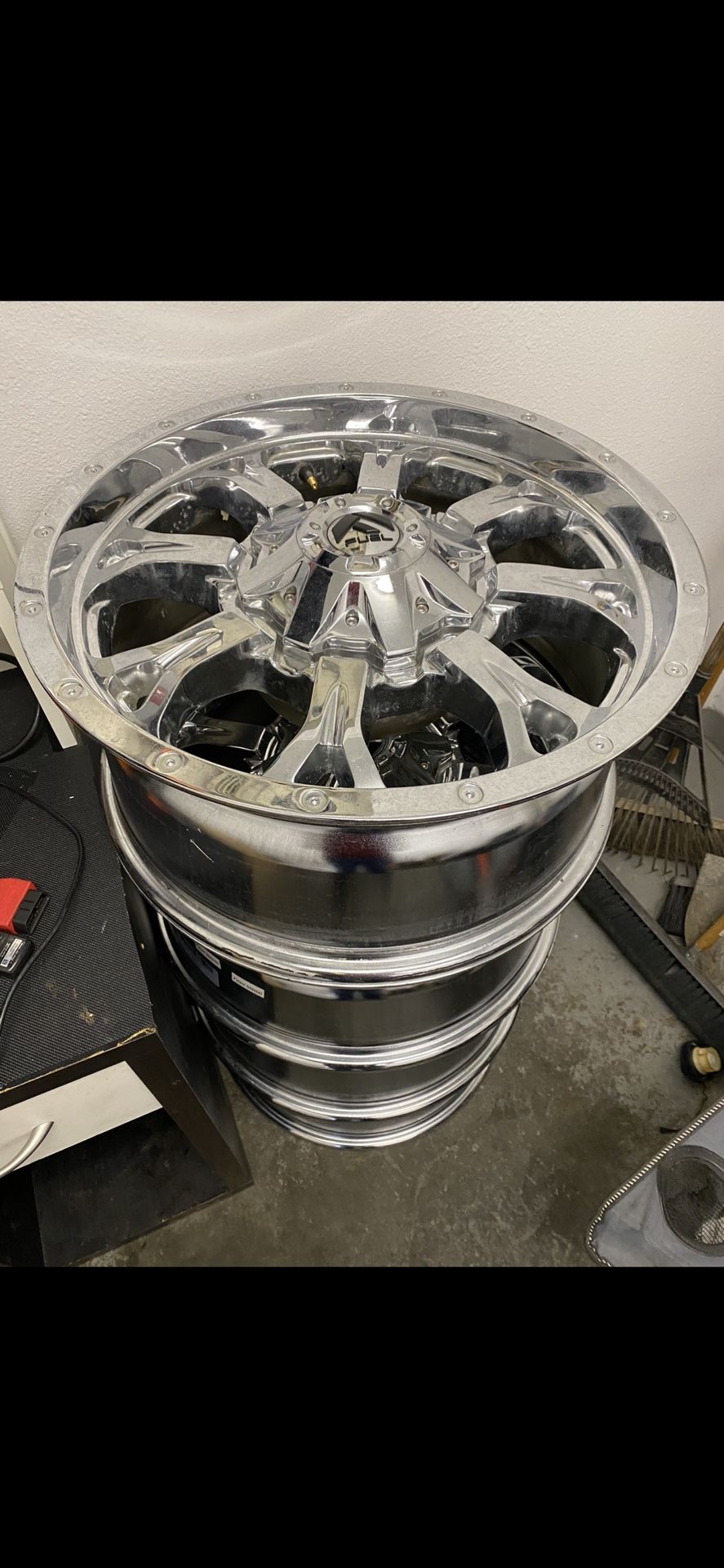 20x9 fuel kranks Silverado sierra with TPMS