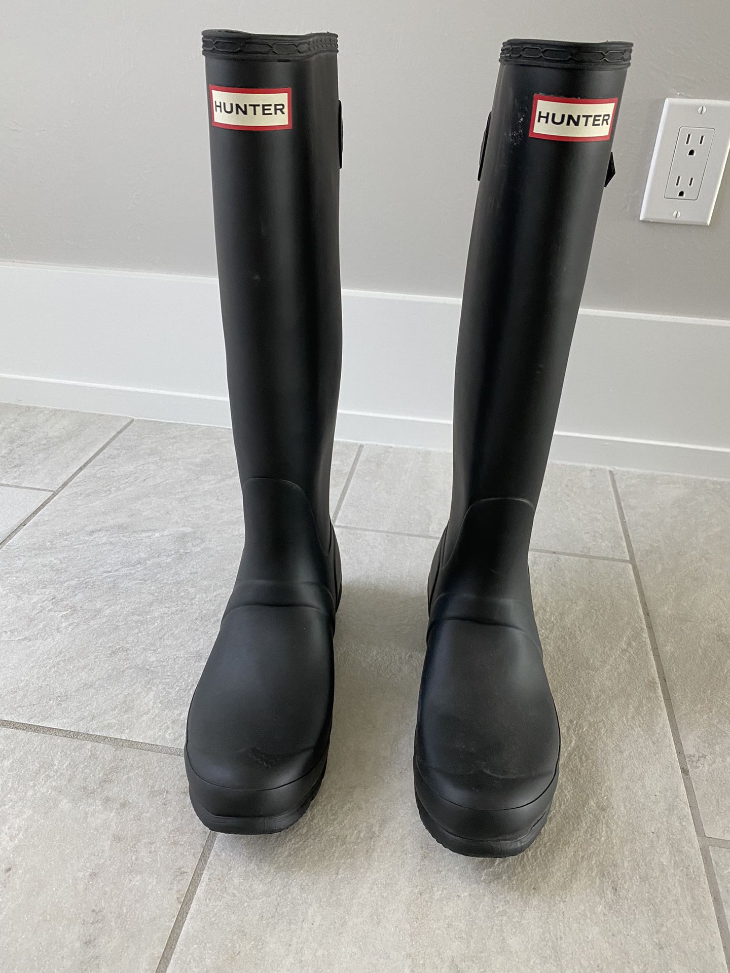 Hunter Boots, Size 9 Adjustable Back