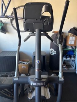 Precor EFX 556