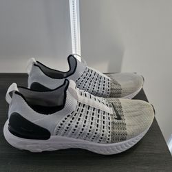 Nike React Phantom Run Flyknit 2
