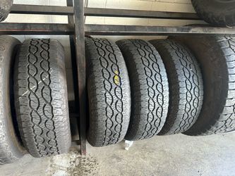 SET OF TIRE 255 70 17 GOODYEAR 85% LIFE