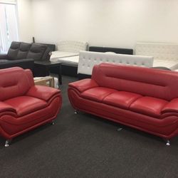 Vinca Red Living Room Set
Sofa & Loveseat