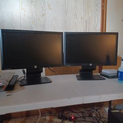 Dual HP Compaq LA2006x 20-inch LED Backlit LCD Monitors