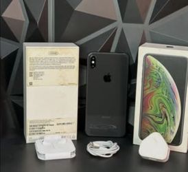 iPhone xs max Unlocked / Liberado 😃