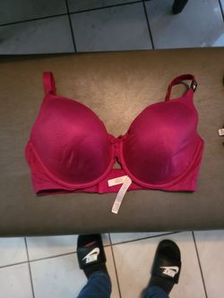 New With Tags Victoria Secret Bra