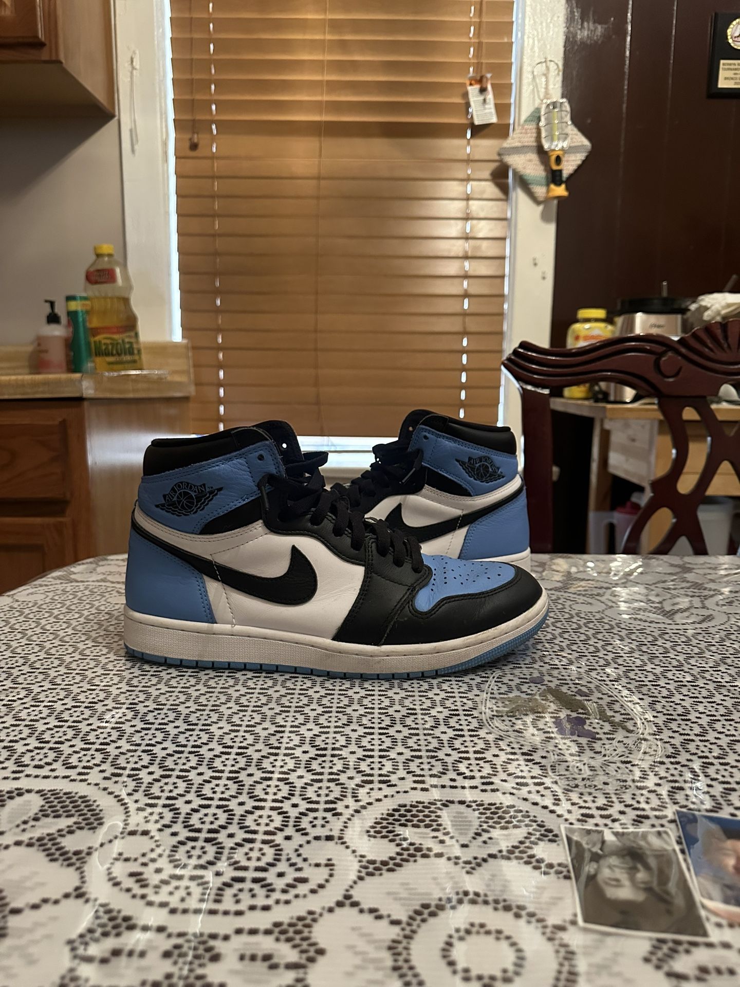 Jordan 1 UNC Toe Size 9.5