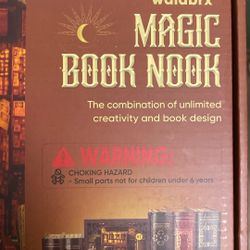 Waldbrx Magic Book Nook