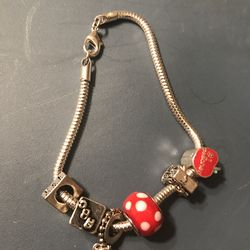 Lnew Silver bracelet only $10 firm