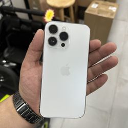 iPhone 14 Pro Max Unlocked 128GB! Finance For $50 Down Payment!!