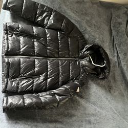 GUESS PUFFER JACKET