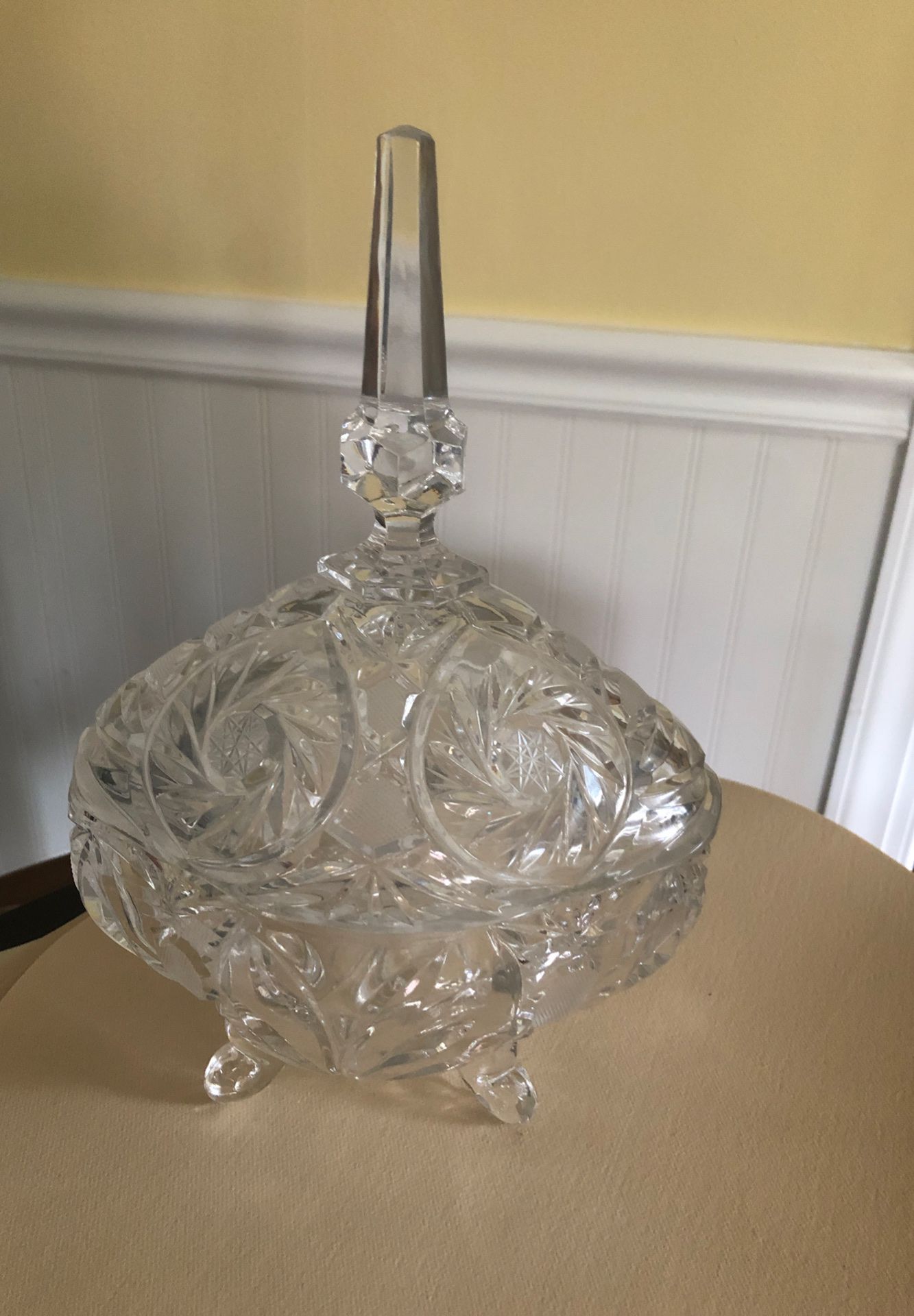 Large crystal dish with top