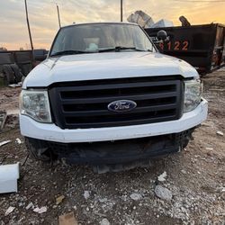 2010 Ford Expedition  PARTS OUT 