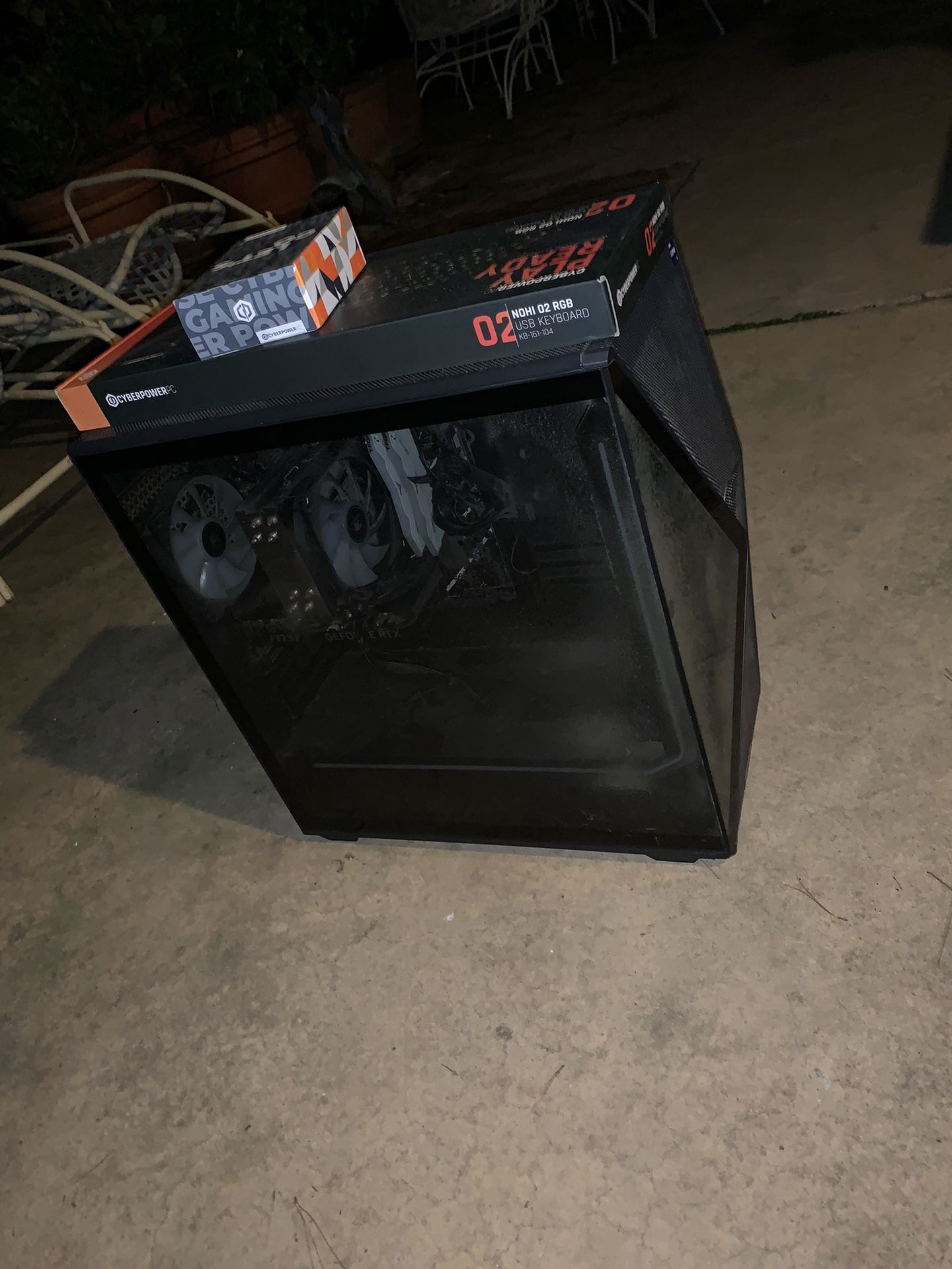 High End/Entry Level Gaming Computer. With Complimentary Keyboard And Mouse.