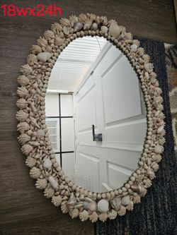 Sea shell mirror