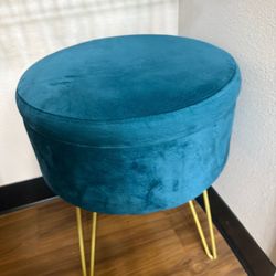 Ottoman With Storage