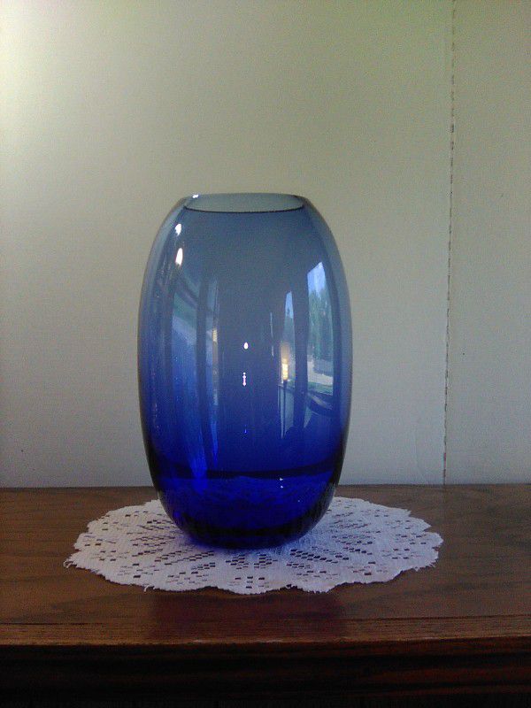Vintage Hand Blown Blue Glass Vase
