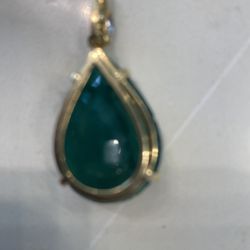 Precious Emerald. Pendant 