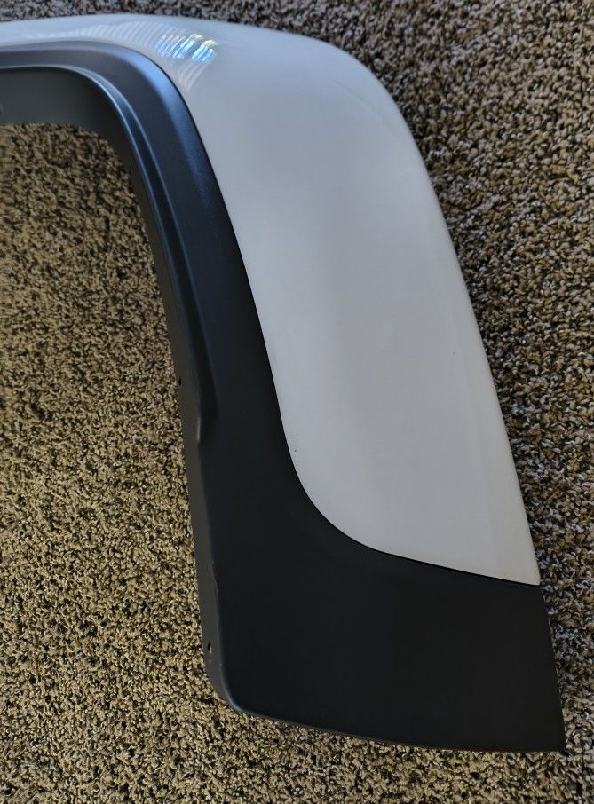 2000 - 2025 Jeep Gladiator OEM White Left Rear Fender
