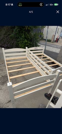 2 Twin bed frames, 4 Drawer Dresser