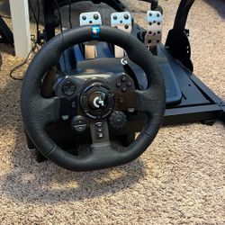 LOGITECH G923 GAMING WHEEL AND PEDALS