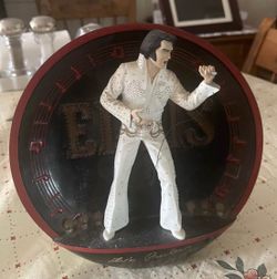 Elvis light up
