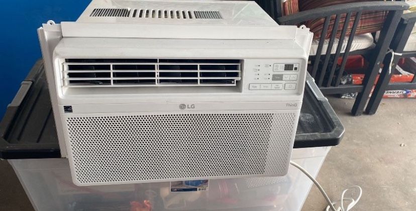 AC Window Unit