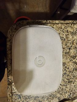 Beats Solo 4
