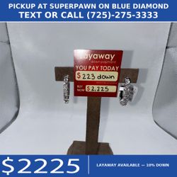 14K White Gold Diamond  Earrings 