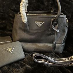 Medium Size Fashion Handbag/crossbody
