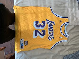Earvin “Magic” Johnson Jersey