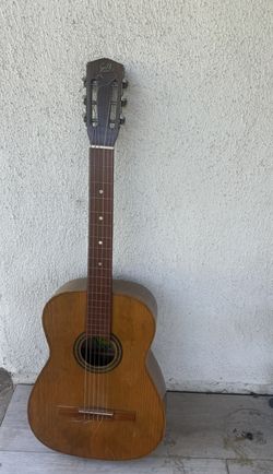 Guitar in good condition 