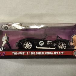 JADA METAL DIECAST 1:32 SCALE.  DC. TWO-FACE.  1965 SHELBY COBRA  427 S/C. WITH METAL DIECAST TWO-FACE FIGURE. 