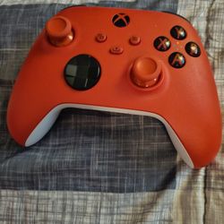 Xbox Series X Controller Pulse Red Barely Used