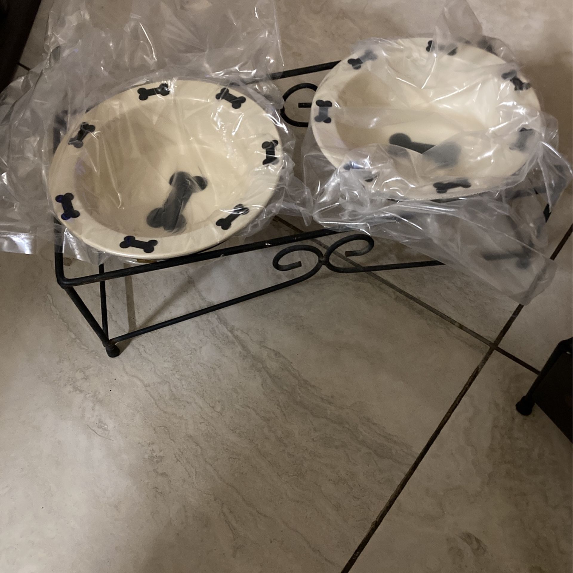 Small Dog Feeding Station