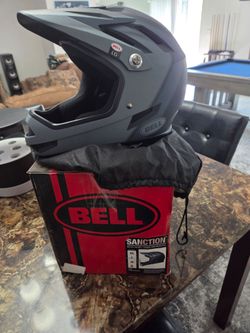 Bicycle helmet Bell