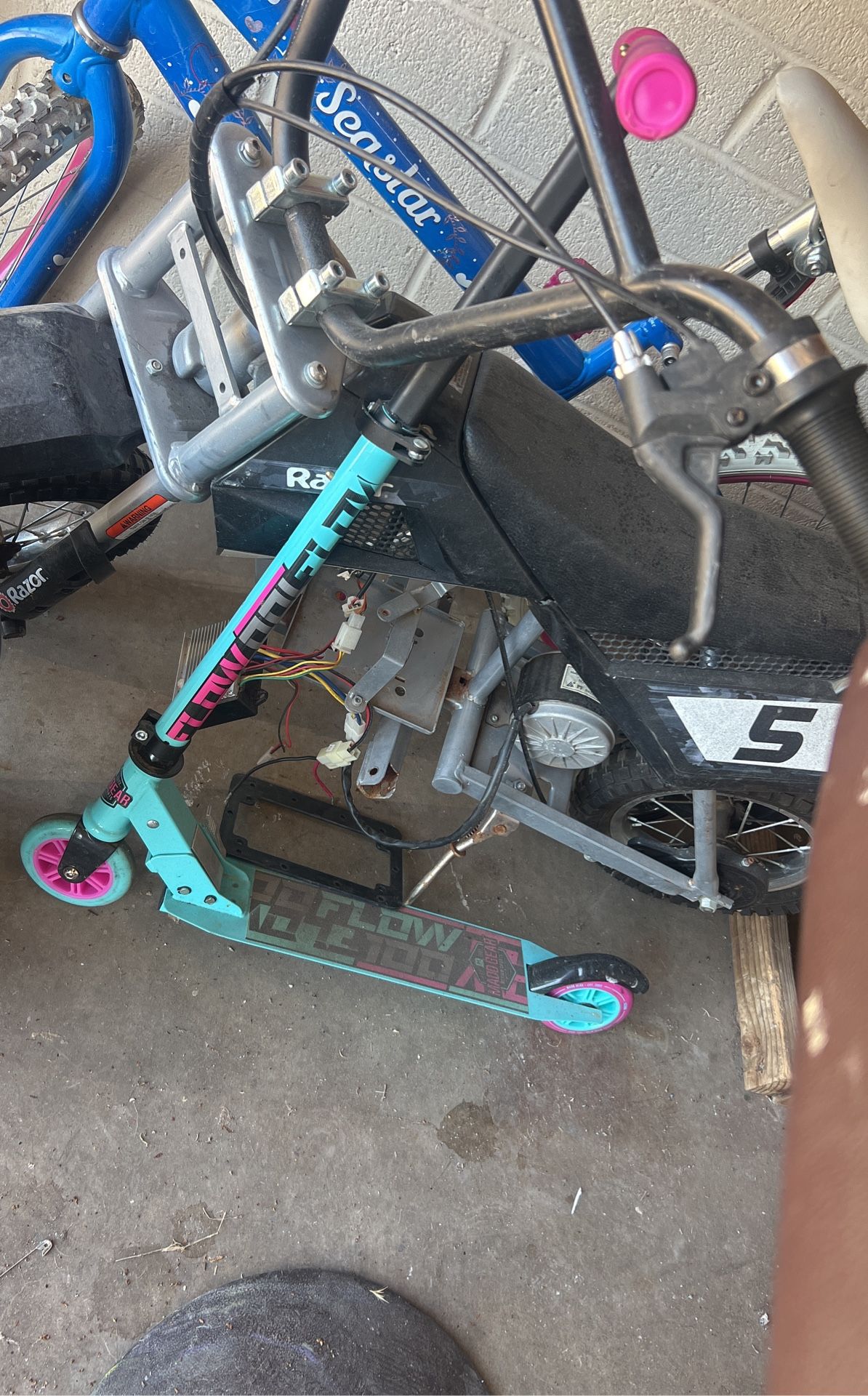 Mx 350 Roller. Has Motor. Needs Battery’s