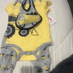 3 piece set 3-6 months 