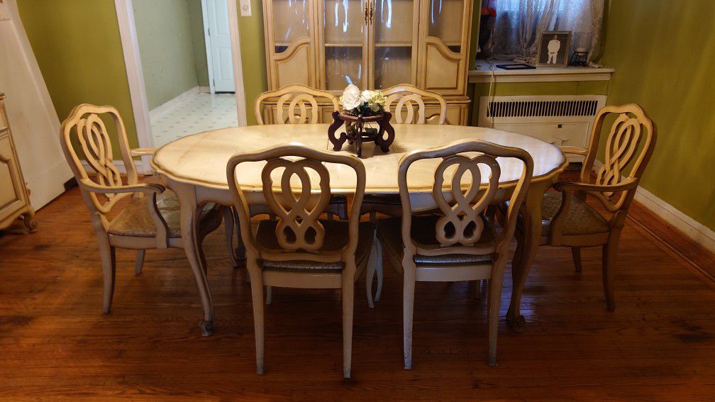 Vintage Dining Room Set (Table, Chairs, Buffet, China Closet)