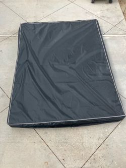 BRAND NEW dog bed